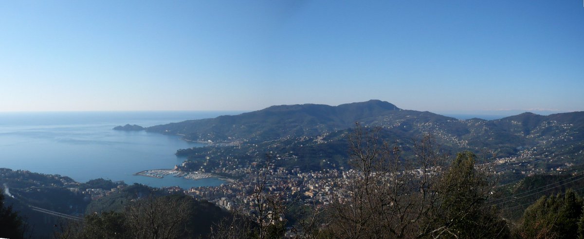 @PrevotCecile 😊 Mare mare mare.... 
#Tigullio #Rapallo #Portofino #Liguria #Italia 
Ci ho messo un po' per arrivare quassù.
Ma ne è valsa la pena... ❤️