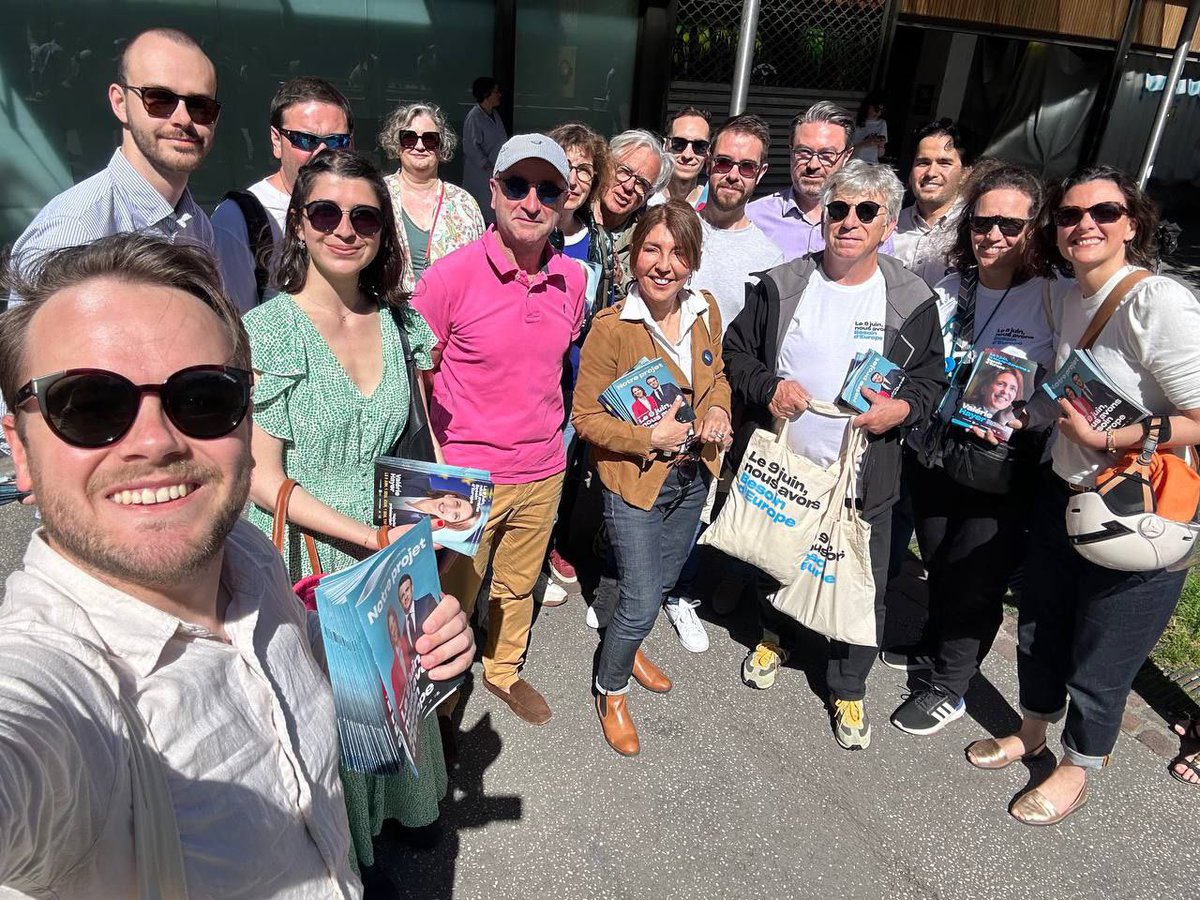 Présente place du Capitole, aux marchés des Carmes et Victor Hugo ce matin pour défendre l’Europe 🇪🇺 et la liste @BesoindEurope aux élections européennes conduite par @ValerieHayer avec les @JeunesMacron31, les élus toulousains de la #majoritéprésidentielle et les militants du…