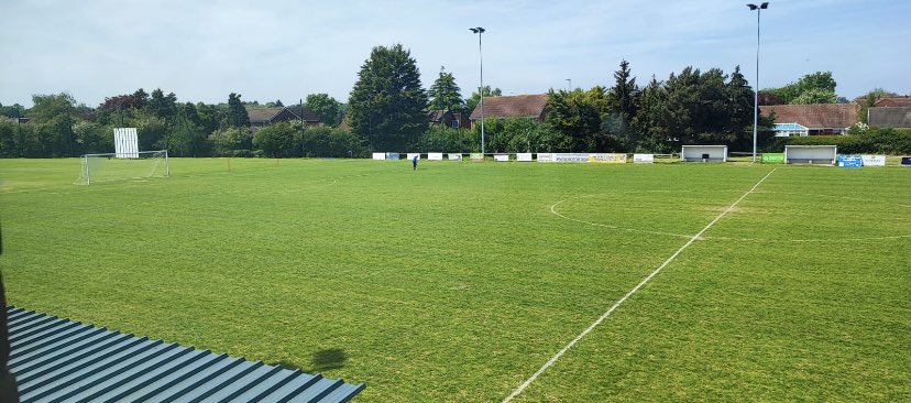 The sports teams view from the commentary position. Can’t make the game we’ve got you covered tune in to the link below to follow all the playoff action live from Norwood! ⬇️⬇️⬇️ beverleyfm.com/radio-player/ #thesoundofeastyorkshire