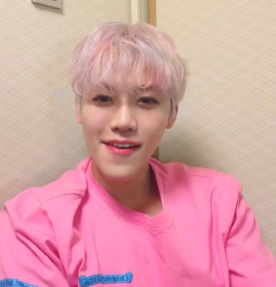 HE LOOKS SO PRETTY!!! OUR PINK PRINCESS