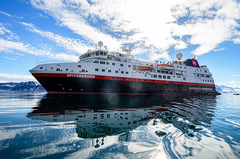 HX Unveils New Norway Expedition for Winter 2026 cruiseindustrynews.com/cruise-news/20…