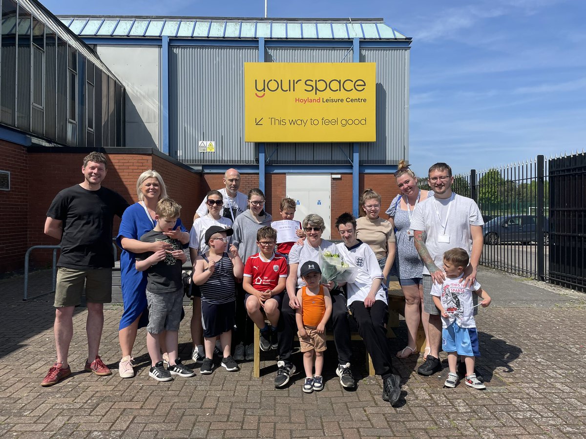 Last Session at Hoyland Leisure Centre for the Blind & VI children. Pleased to announce that Barnsley Community Trust is partnering with the club. Thank you to everyone involved Focus 4 Vision, Barnsley Premier Leisure and all the parents and carers.  See you all soon xx
