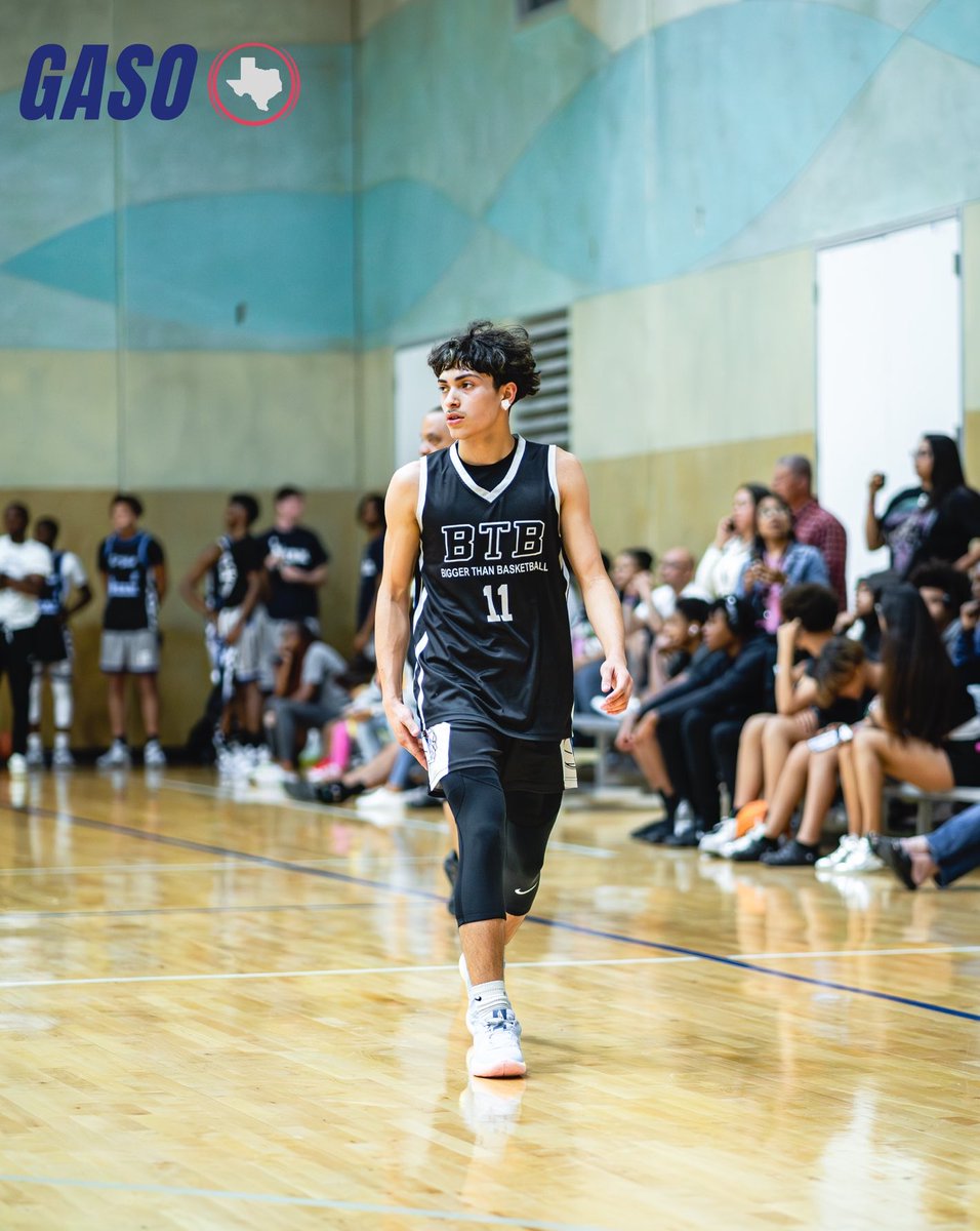 #GASO Showtime in San Antonio 𝙏𝙤𝙥 𝙋𝙚𝙧𝙛𝙤𝙧𝙢𝙚𝙧𝙨 🏀 —————————————————— Jaiden Guillen - @BTB_Select_SA Robles 📸 Isaiah Cardona - @sa_premier_17s Christian Gaylan - @BTB_Select_SA Guillen Travon Williams - @_NLRaiders_ Elite Jefferey Kirven - @FIRMHoops1 Preston