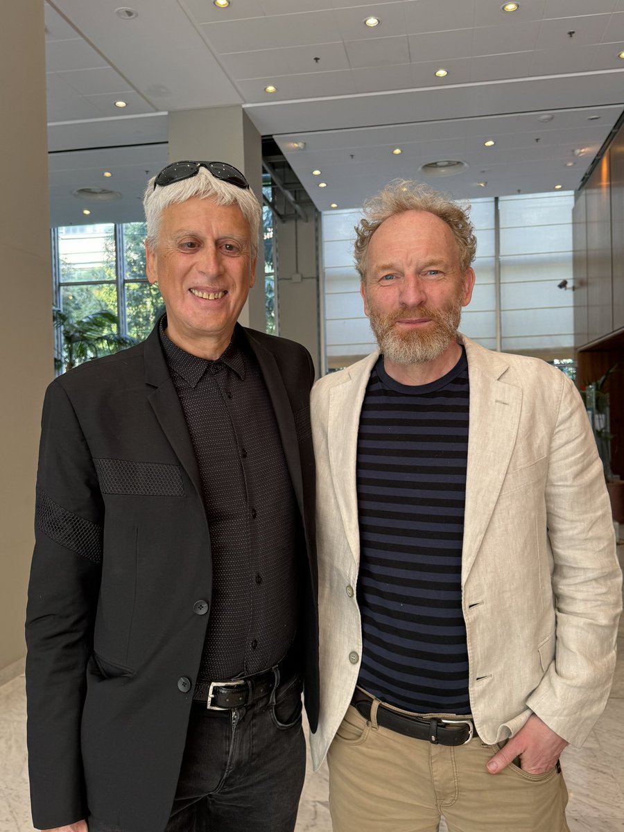 Con il grande Jón Kalman Stefánsson al @SalonedelLibro di Torino. Il suo nuovo romanzo “il mio sottomarino giallo” @iperborea è un gioiello