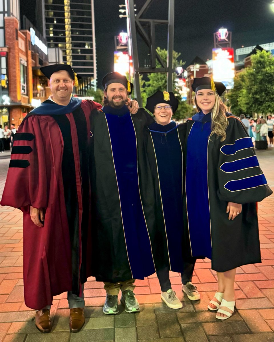 Daniel Trott tweet media