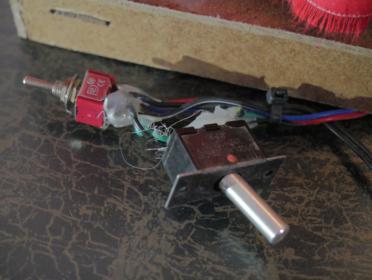 Ageless_Animals's tweet photo. Switches and schematics for the mirror machine.
The tiny switch operates the curtain motor and the big switch turns on the LED eyes.
#DIY #artmoots #art #ArtistOnTwitter #scultpure #electronics https://t.co/Eq4IOdVKmL