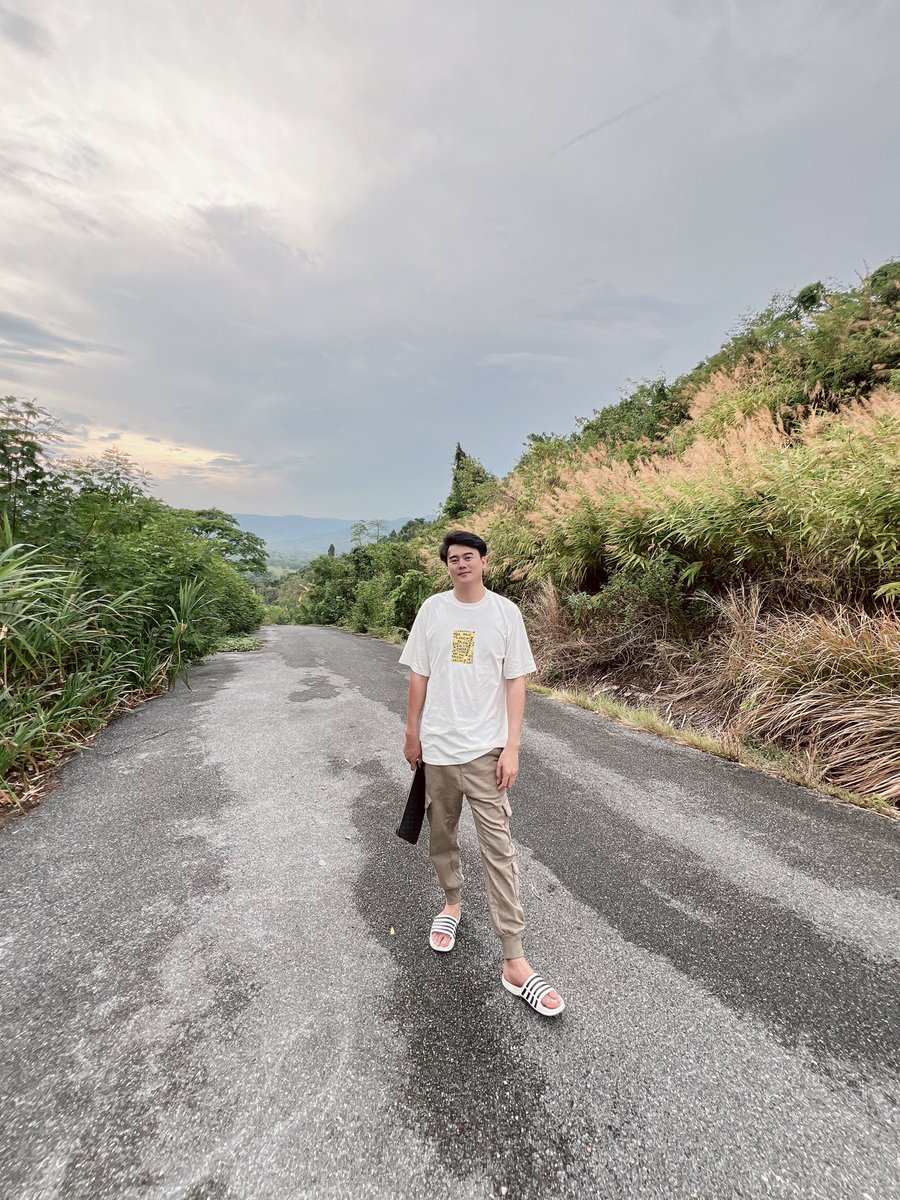 khunkim_ceo's tweet image. ทำงานหนักมามาก มาชาร์จพลังธรรมชาติ 🌱
ให้พร้อมกลับไปลุยต่อ~ Go to The Moon #startup #oppame