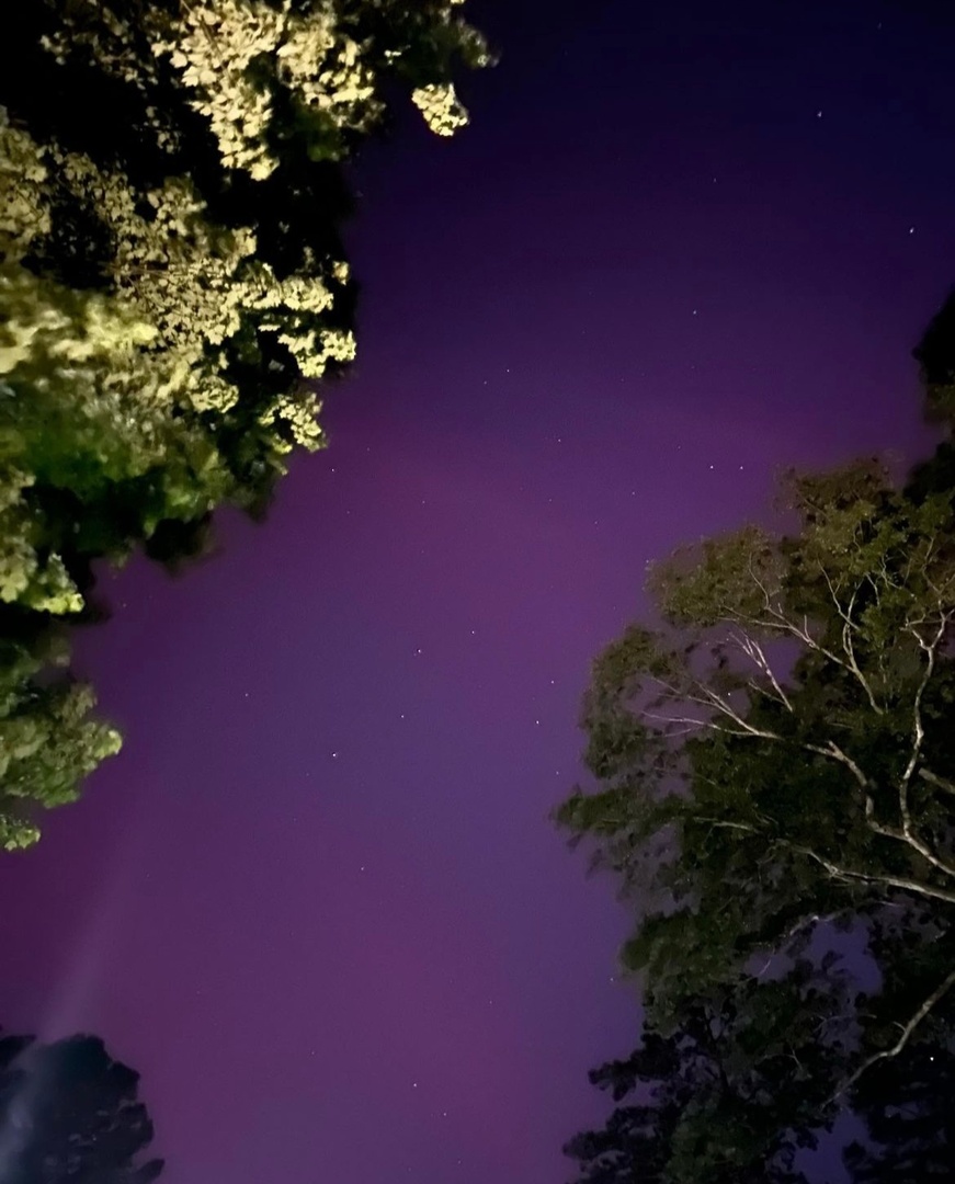 CityGreenville's tweet photo. The sky looked a little different last night in #GreenvilleSC. 😍

📸: @vanzeppaerials | @izzyink | @acbeam | @shutter__daze | https://t.co/MH40Z7TYz2