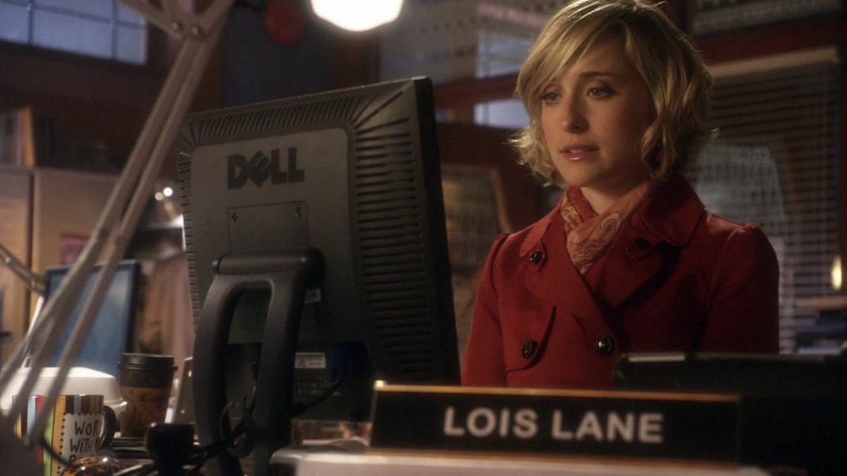 There’s a version of the #Smallville story where Chloe Sullivan IS Lois Lane and it would’ve been a pretty awesome twist.
