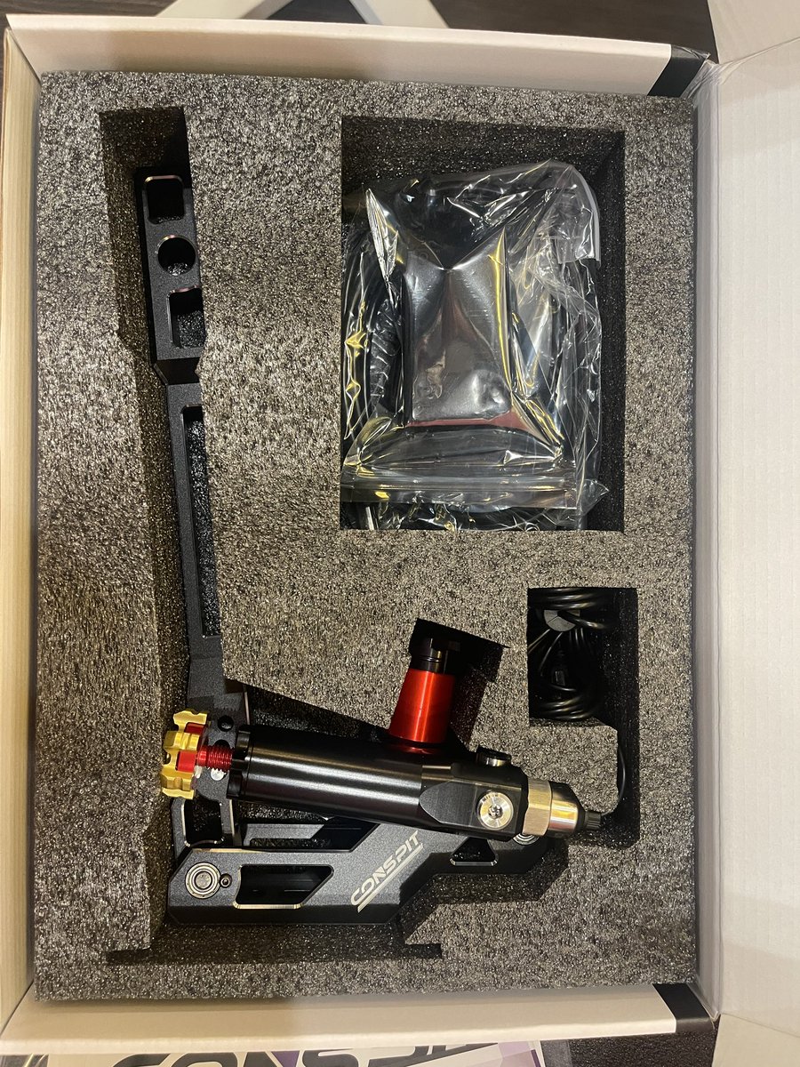 versus_info's tweet image. 油圧サイドブレーキ‼️
近いうちレポートします
　んーこれは良い‼️
試験仕入れ　一個は販売加納！
#CONSPIT #H2