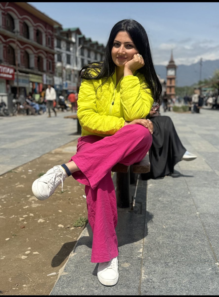 Chitra Tripathi Fans Club tweet media