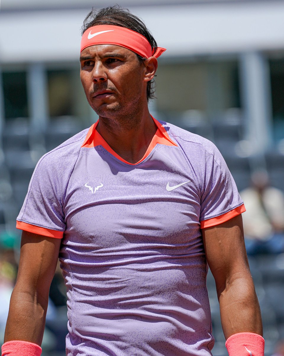 nadalprop_'s tweet photo. 🎙 Rafael Nadal:

"I don't want to make a decision yet. There are two possible paths. I think I am not prepared to compete at Roland Garros because of what I have done today.

There are two weeks left, we are going to do everything possible to change the situation. Even if it is difficult for me, frustrating, I feel closer to trying. I'm stuck, but I will try as much as possible these two weeks."