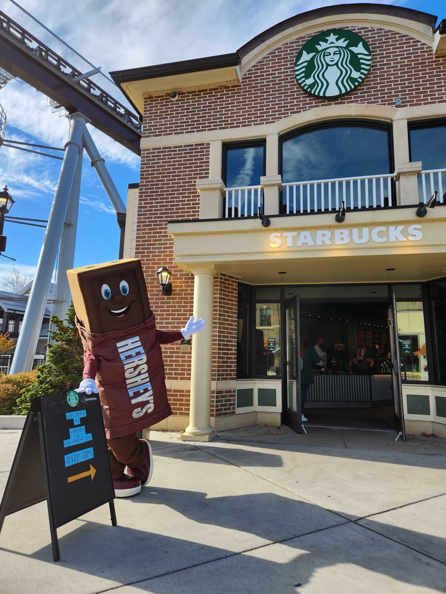 🍫 + ☕ = #DreamJob 🤩 The Food & Beverage team at @Hersheypark is searching for a full-time Supervisor to provide training, coaching and leadership to the crew at our in-Park @Starbucks. 🔗 Learn more & apply: bit.ly/3UBkvV8 #HersheyJobs #HersheyPA #Barista