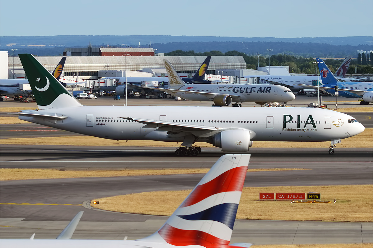 Pakistan International Airlines (PK) is preparing to relaunch direct flights to the United Kingdom (UK) starting August 14, marking a significant milestone after a hiatus of four years.

#Pakistan #PakistanAirlines #Europe #UK #Paris #Flights #News
aviationa2z.com/index.php/2024…