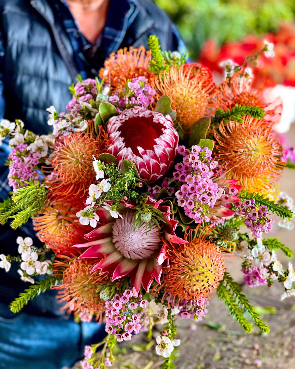 Mother’s Day Ready! See you at the @OldTownTemecula Farmers Market this morning from 8:00am – 12:30pm. We have a bounty of gorgeous bouquets, centerpieces, plants + more… to make mom’s weekend extra special! 💐😊🪴 #mothersday #fabulousflorals #cagrown