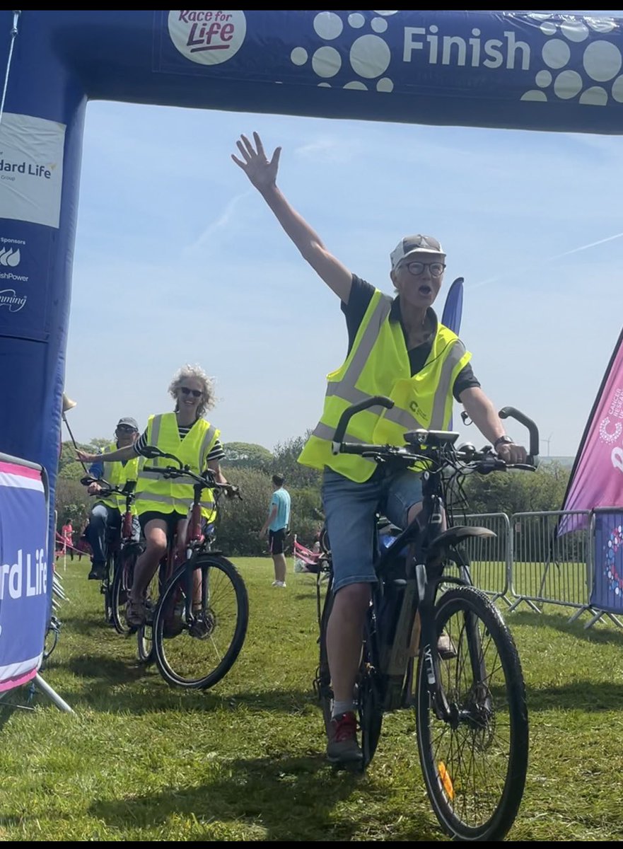 Cornwall Race for Life tweet media