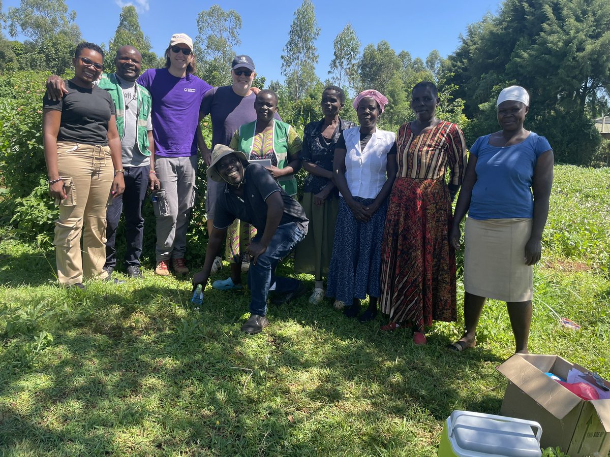 Our last farm. Grateful to all the farmers who shared their farms, time and perspectives with us. Leaving with so many ideas to improve crop pathogen diagnostic tests. Excited to take this work with @gatesfoundation to the next level! @NUSynBio #synbiofortheplanet