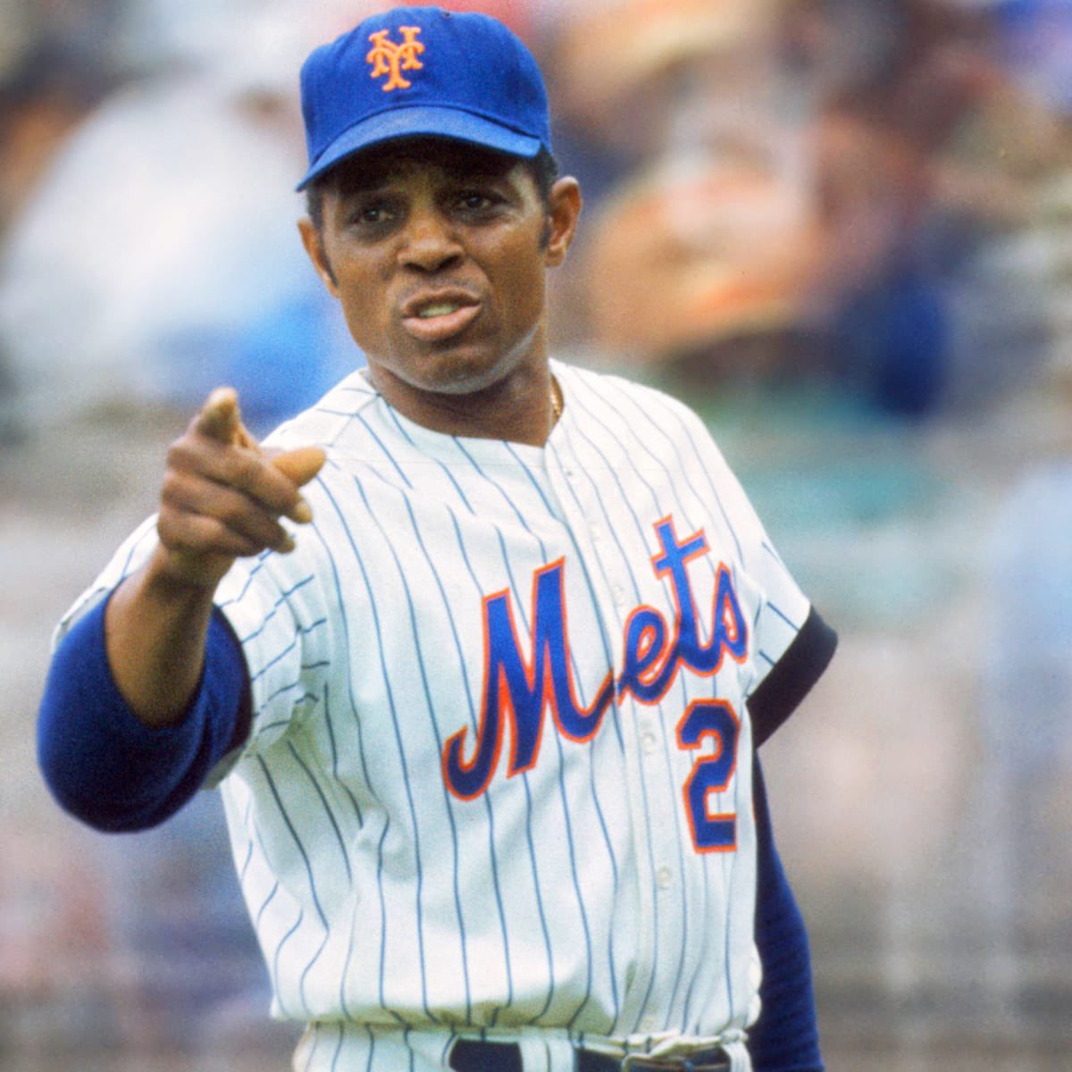5/11/1972 Willie Mays comes back to New York when the Mets acquire him in a trade with the Giants.