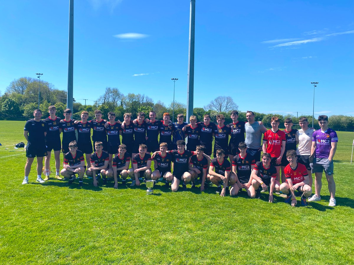 Happy to deputise at the Lord Mayor’s Cup in the fantastic @MTU_ie grounds pictured with @StColmansC and @CBCCorkHurling players before the final (won by CBC 1-4 to 0-5). On a big weekend for Cork hurling, well done to the Games Dev Team for running a great event @OfficialCorkGAA
