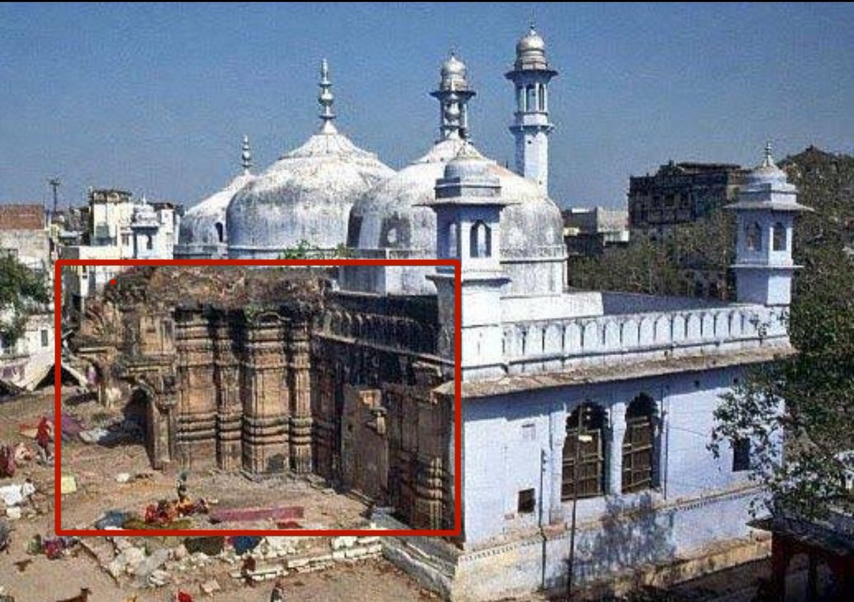 9 Muslins structure in India that were built over Hindu Mandir

1. Kashi Vishwanath (Gyanvapi) mandir  - Gyanvapi Ms structure