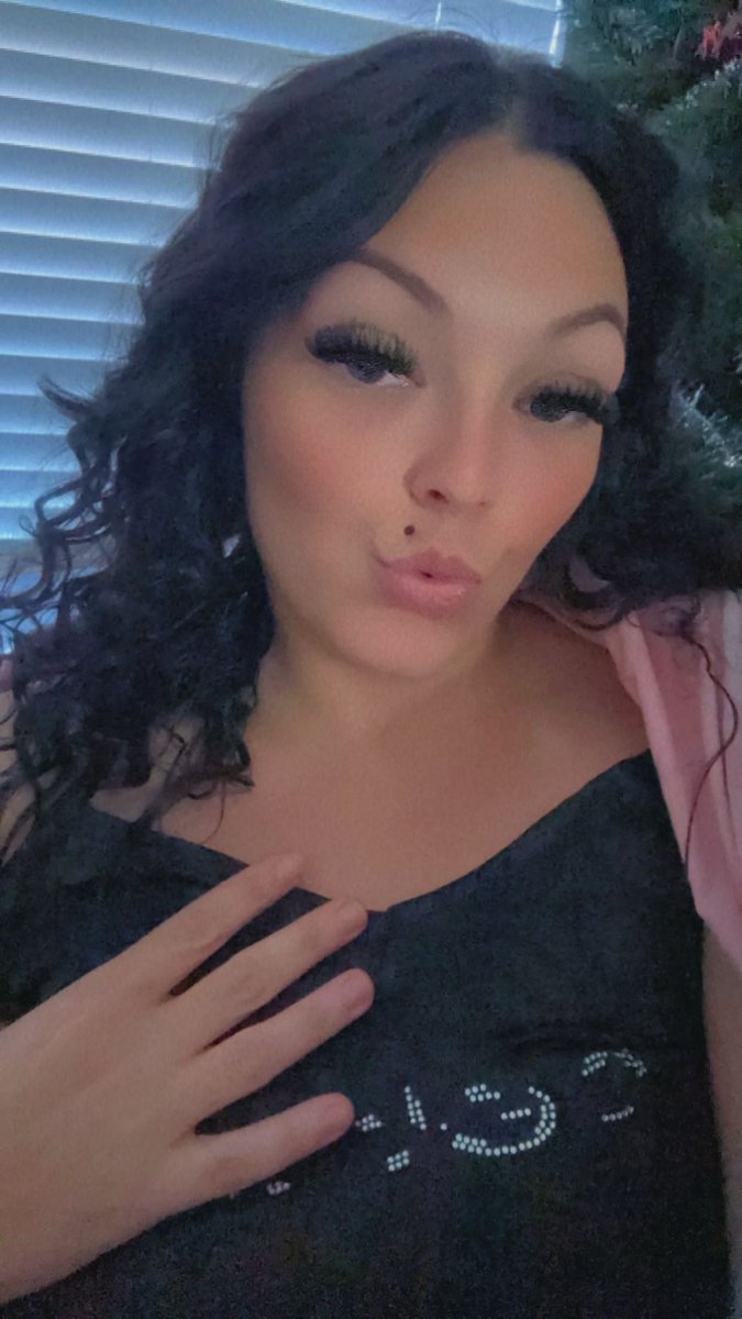 tistheseasonb's tweet photo. It’s Almost Mothers Day 😝 What You Buying Me ❤️ Show Me Proof And Get To Pic Any Video Of Your Choice https://t.co/NfBELMT402 https://t.co/hrIrqZa5Io