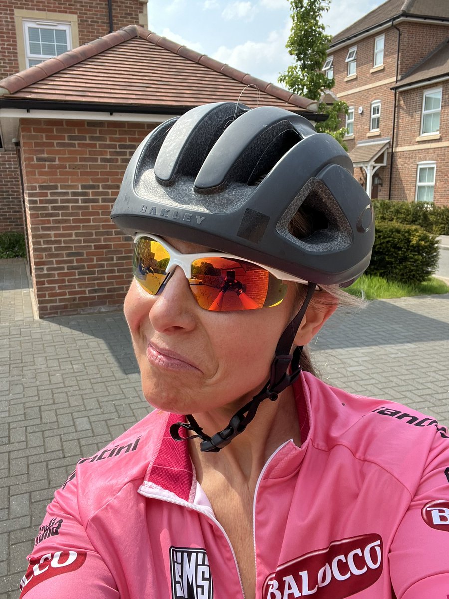 Just home from a lush 70km ride out! Great headspace and lots of lovely endorphins and vitamin D in the MH bank!!! What u lovely people all been up too??? Anyone having a BBQ I can gatecrash??😂🤣