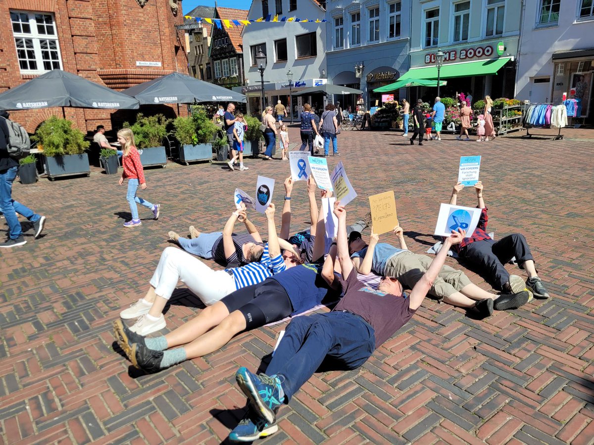 #MECFS #LiegendDemo 
Überall in D. Heute auch in Buxtehude.