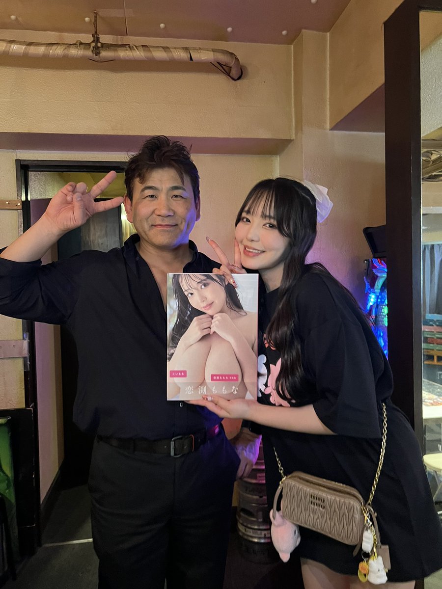 ターニングポイントの監督ハシさんのお誕生日会でした🥂✨️✨️
おめでとうございます！
また飲み行きます〜ଘ(੭*ˊᵕˋ)੭♡ https://t.co/zzp8IItB06