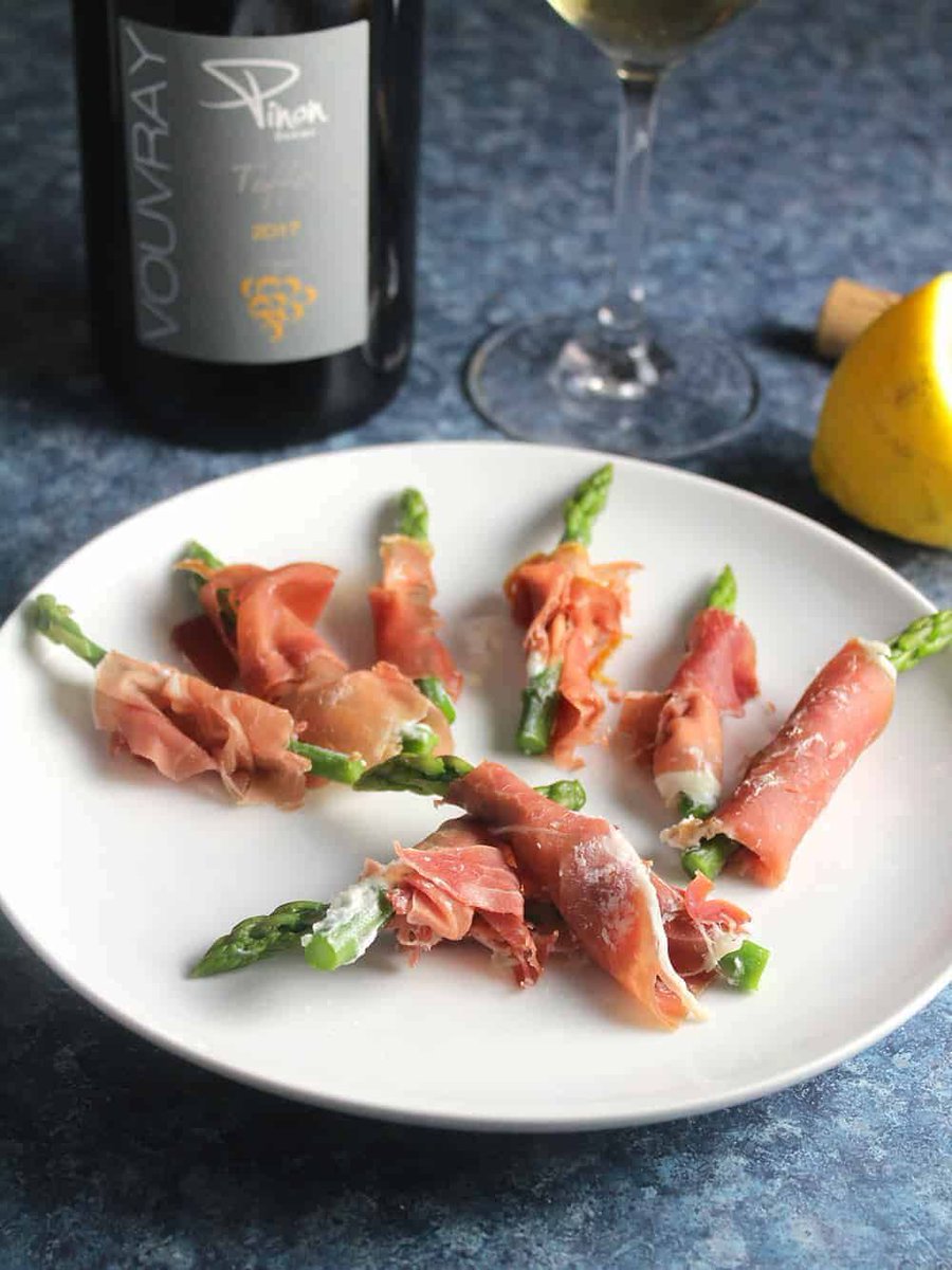 A good spring app! Maybe for #Mothersday? Prosciutto Wrapped Asparagus with Goat Cheese buff.ly/37NgnH6