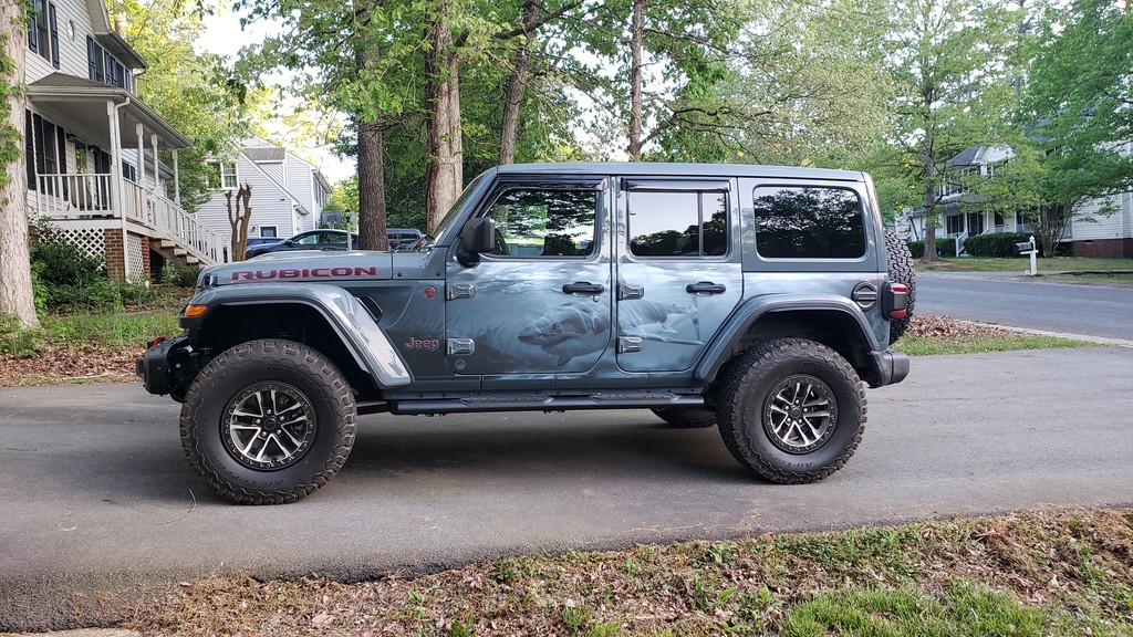 THIS is Removable Trail Armor! F#$% Yeah!

mekmagnet.com/collections/jl…

#MEKMagnet #RemovableTrailArmor #MadeInTheUSA #ProtectYourJeep #TrailArmor #JeepArmor #JeepNation #Jeep #BecauseJeepHappens #LoveYourJeep #JeepLife #Offroad #4x4Life #CustomArmor #LandShark #JeepWrangler