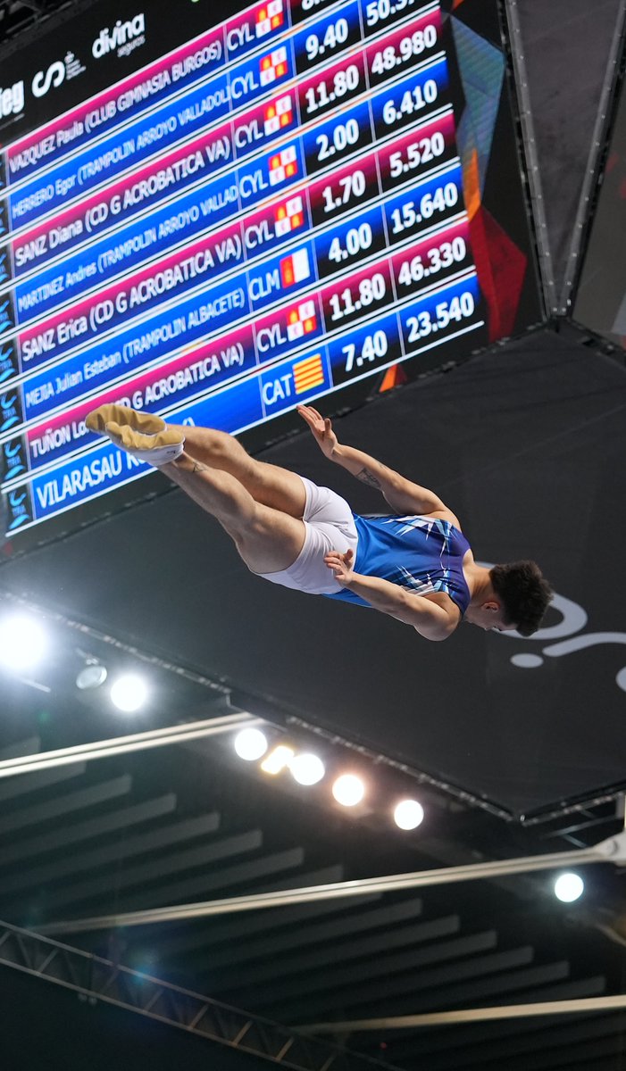 ¡¡ESPECTACULAR!! 😯😯 Así está siendo la tarde de hoy en el Navarra Arena, disfrutando de la ÉLITE del trampolín español! #TRAPamplona24