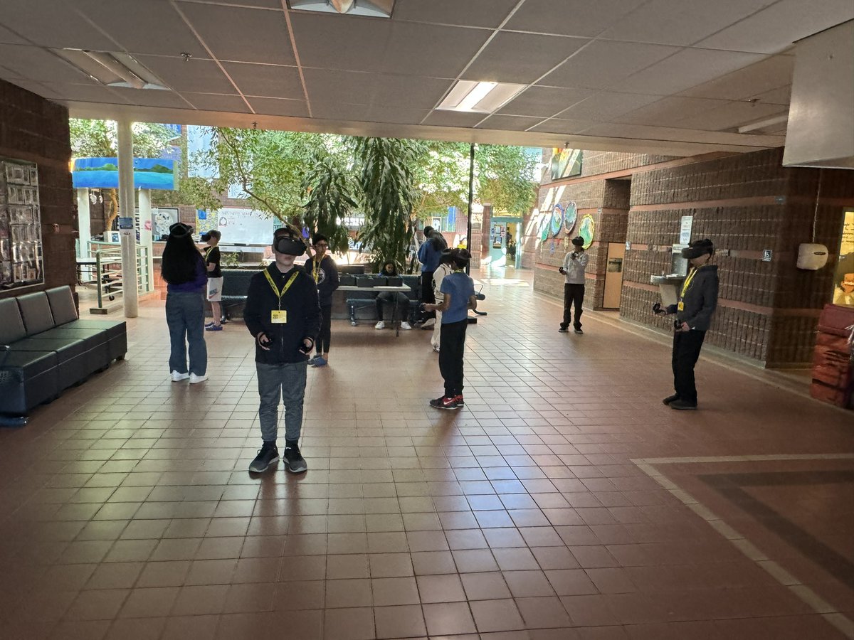 SaidElMejdani's tweet image. The TechSpark event continues with an amazing vibe. So proud of the amazing @WWWomenInTech at @WWhighschool At @FMPSD