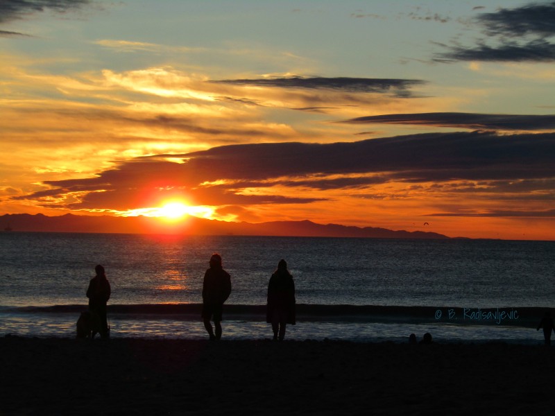 barbsloco's tweet photo. @Dan_Kinghorn77 Sunset at Ventura Beach https://t.co/A8mihFH9eE