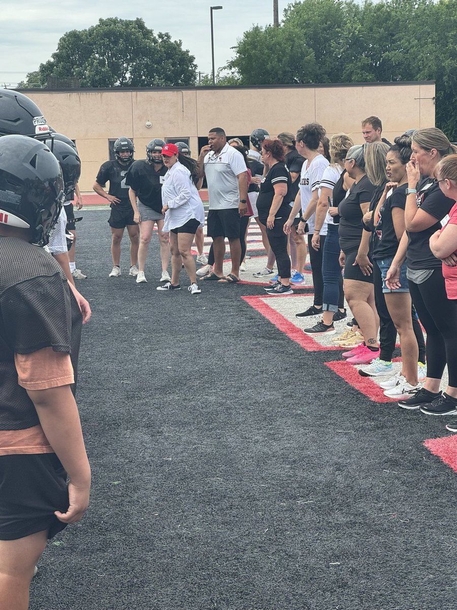 Todd Bloomer (@bloomer_sa) on Twitter photo First annual Mother’s Day Football Clinic & opportunity to tackle their son! <a href="/CoachNateShaw/">Nate Shaw</a> <a href="/dr_maika/">Sean Maika</a> <a href="/churchillpta/">WC PTA</a> <a href="/csa_wc/">WC_CSA</a> <a href="/RootEdSA/">RootEd Texas</a> First annual Mother’s Day Football Clinic & opportunity to tackle their son! <a href="/CoachNateShaw/">Nate Shaw</a> <a href="/dr_maika/">Sean Maika</a> <a href="/churchillpta/">WC PTA</a> <a href="/csa_wc/">WC_CSA</a> <a href="/RootEdSA/">RootEd Texas</a>