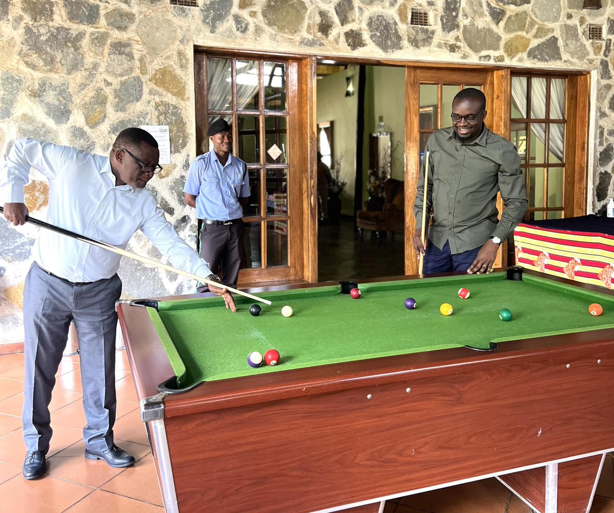 Dear fellow young people from different political parties, never be misled

I share the following thoughts after a game of pool with Hon. Newton Samakayi, MP for Mwinilunga Constituency as we get ready for parliamentary work in solwezi under the committee on local government and