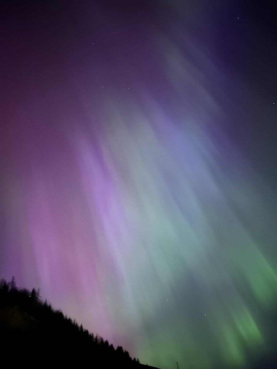 Auroras boreales KELOWNA, CANADA 🇨🇦
