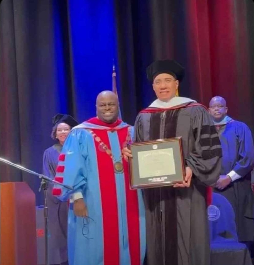 Congratulations to Prime Minister, The Most Hon. Andrew Michael Holness, ON, PC, MP <a href="/AndrewHolnessJM/">Andrew Holness</a>
on being bestowed the Honorary Degree of Doctor of Humane Letters (the highest honour) by the Delaware State University in the USA

#DrHolness #PrimeMinister🇯🇲 #CongratsSir #Proud