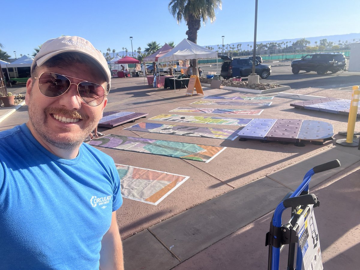 Circulate is in Palm Springs with @scagnews’s Kit of Parts explaining the benefits of pedestrian safety infrastructure. Like this refuge island and painted cross walk!