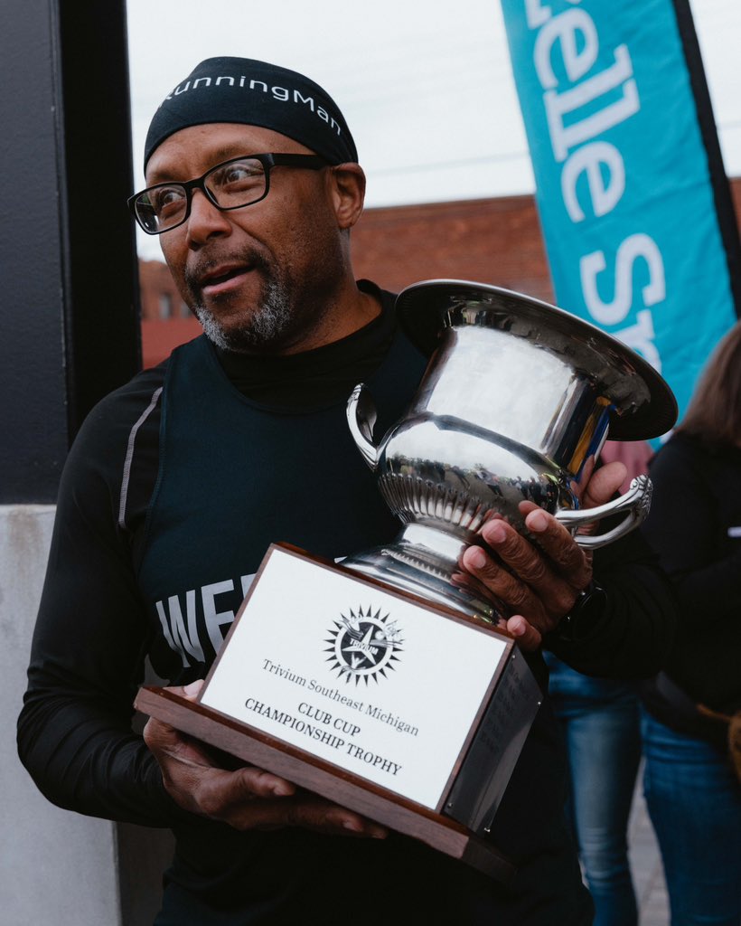 We also gave Doug (one of our long time captain’s from day 1) the @triviumracing Club Championship trophy to hold for the season. Doug introduced us to the series on a Thursday 5 years ago, and we’ve won the championship every year since then, thanks Doug! 🏆