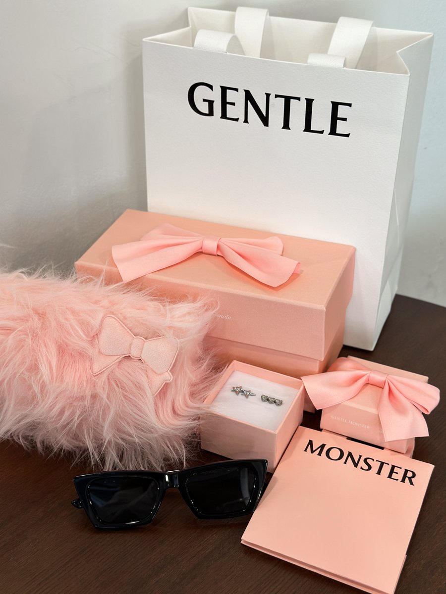 GENTLE MONSTERのジェニちゃんコラボ、あまりにもかわいすぎた