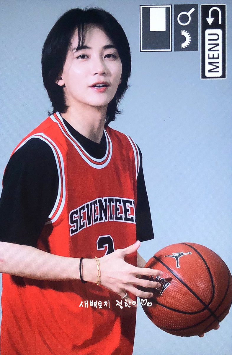 240511 Beatroad Fansign Wearing jersey no.2 from Seventeen, YOON