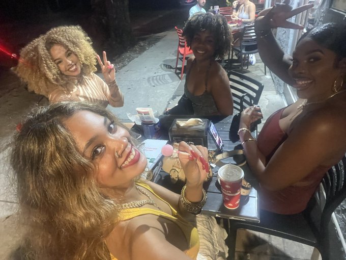 Type shiiiii https://t.co/o5hF4fw9aU