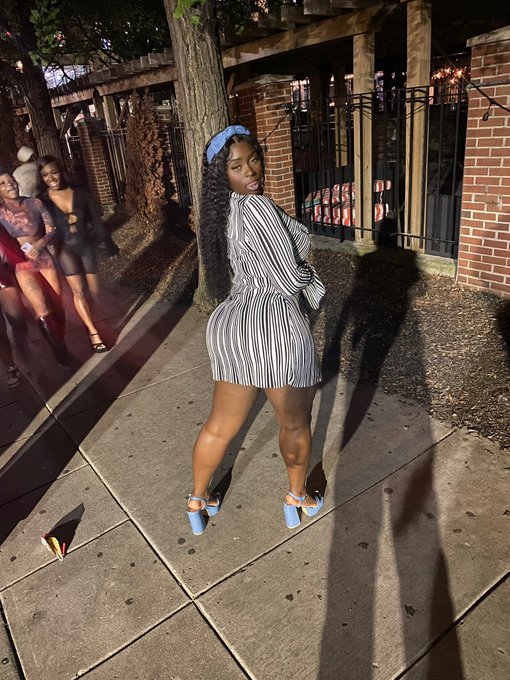 Slime thick, chocolate skin 5&rdquo;5&rsquo; this bih a 10 https://t.co/DUBqOhUNxj