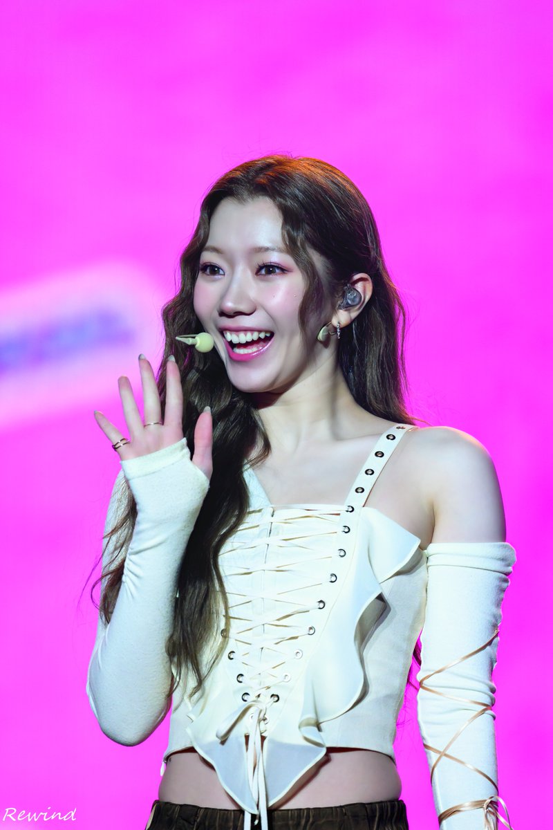 𝓡𝓮𝔀𝓲𝓷𝓭౨ৎ on X