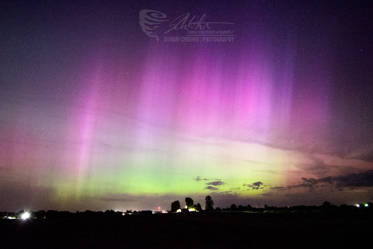 WhiteWeather_'s tweet image. This world is an amazing place.