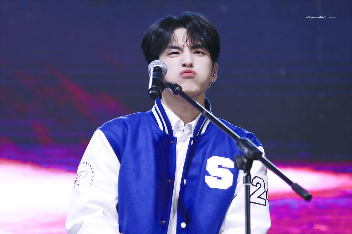 선배! 저 마라탕 사주세요!
혹시.. 탕후루도 같이?