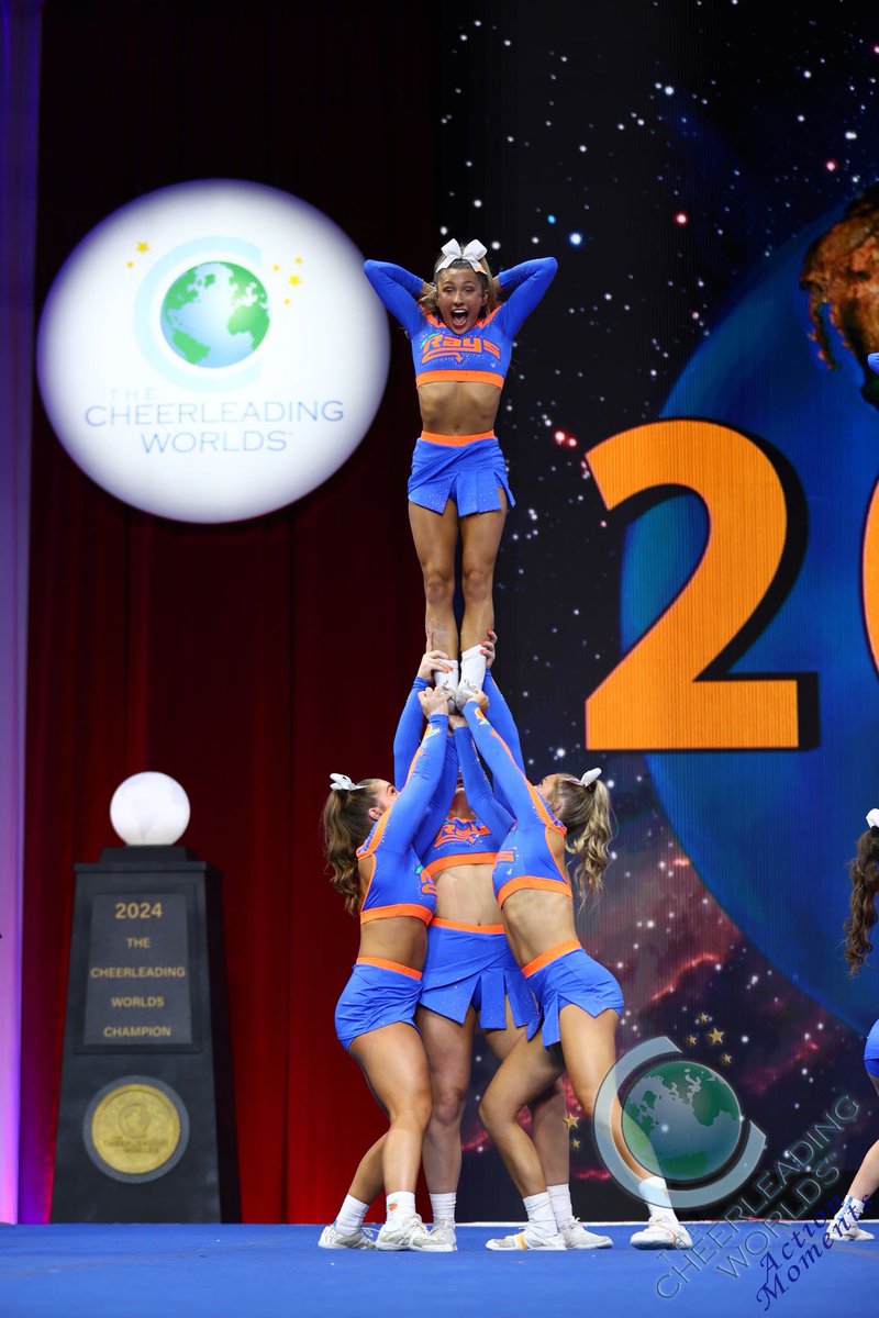 In honor of the last day of Rays worlds tryouts the Orange Worlds 24 Vlog is up!! 🧡

Is a little wild but I hope you enjoy. 
Wishing the best to everyone during tryouts, I cannot wait to see the future orange rays I already know they’re incredible! 🥹

youtu.be/dndIYovBupE?si…