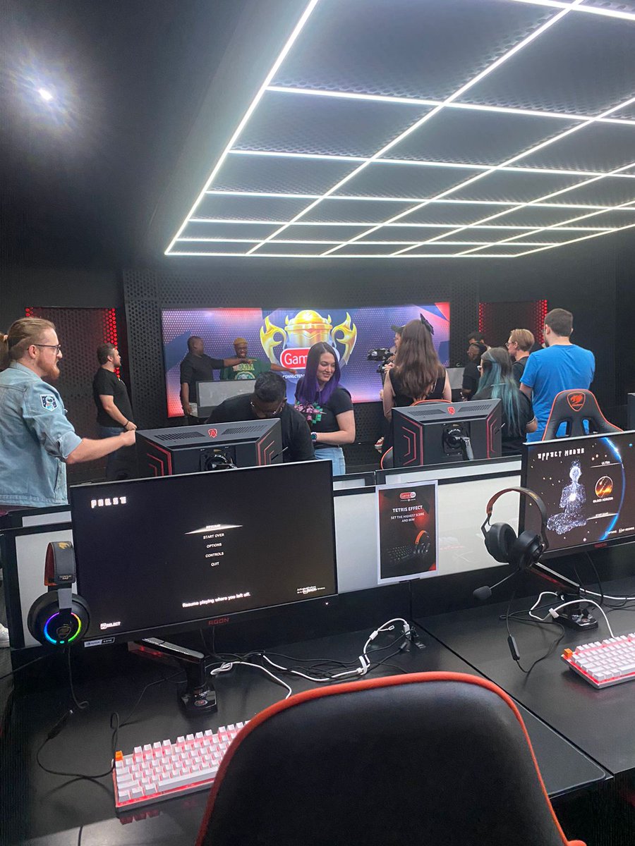 Mettlestate's tweet image. You may have spotted a number of your favourite influencers &amp;amp; content creators over at the Forge arena today competing across various games. 🎮💪

Who do you think is currently the one to beat at our @Vodacom Game Go Event? 👀

@VodaPay 

#ForgeArena #GameGo #Vodacom