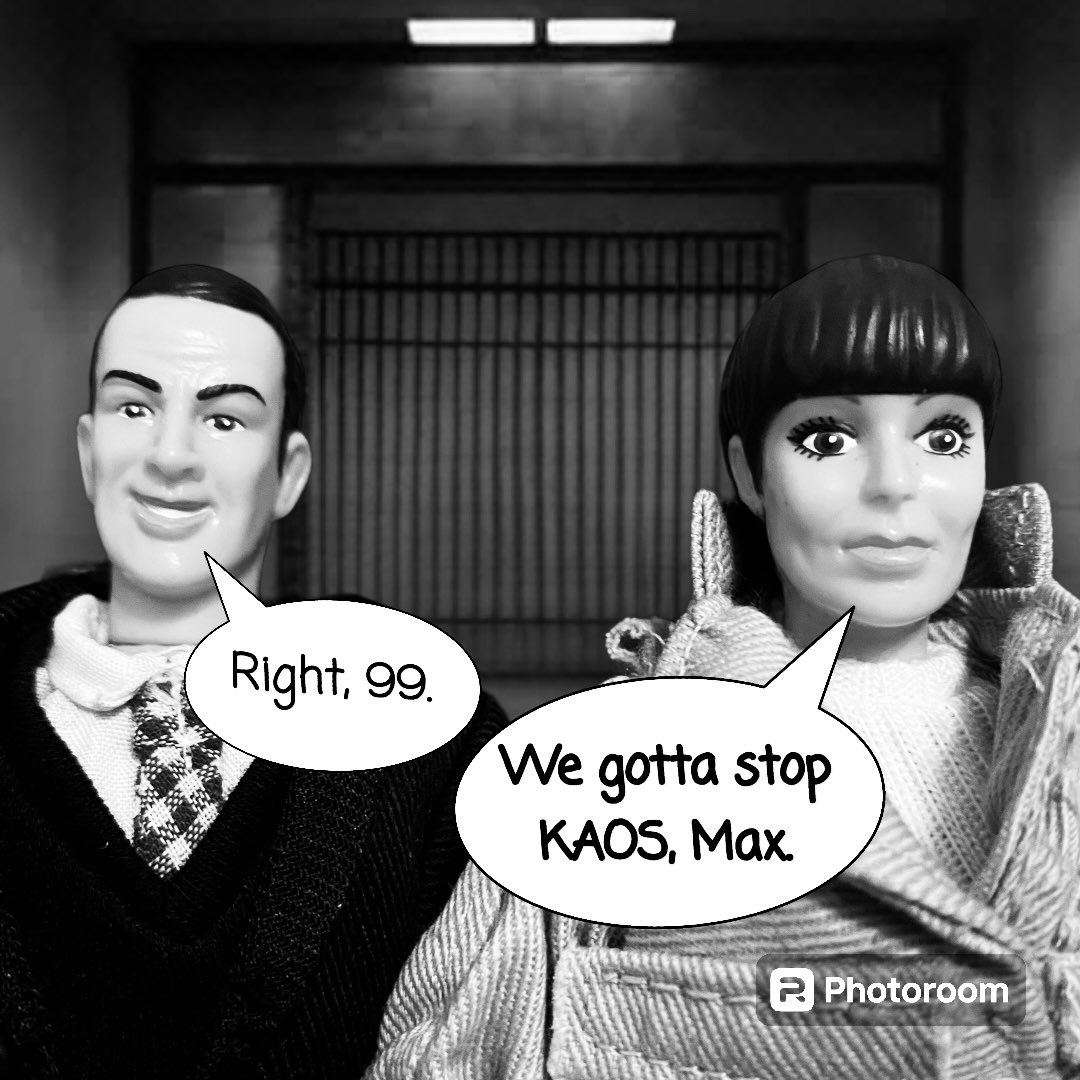 Stopping KAOS and…..Loving It! 🕵️‍♂️🕵️‍♀️💣🧨💥#GetSmart #MaxwellSmart #Agent99 #actionfigures #toyphotocollageart #CONTROLHeadquarters