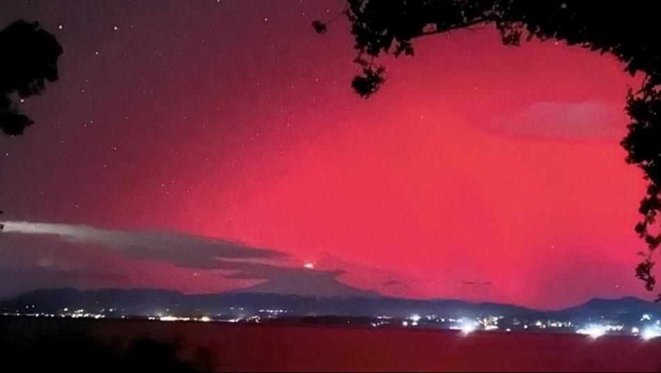 Sinfonía de colores entre las auroras ausatrales y el volcán Villarrica: Fotografías para la historia megatiempo.cl/noticias/1187-…